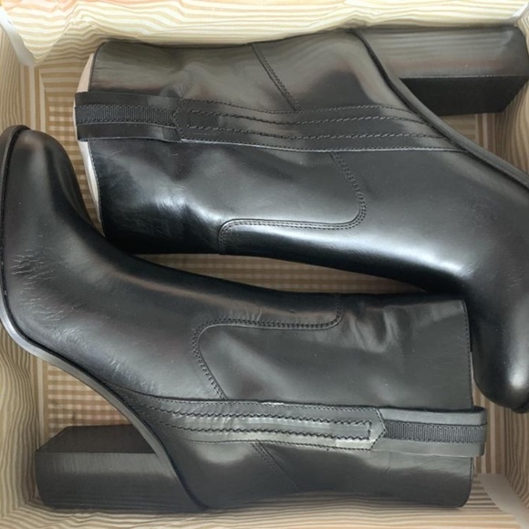 Kate Spade "Baise" Black Leather Ankle Boot w/Chunky 4" Block Stacked Heel Sz 9 - Picture 7 of 13